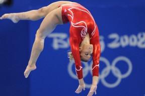 开云体育下载-险胜乌克兰背后，阿坎吉的个人能力如何成为美国队的隐形胜负手