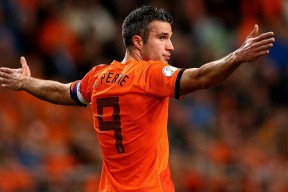 开云体育中国-保罗的最后一搏，新疆戈壁刮起紫金风暴，老将的荣耀与救赎